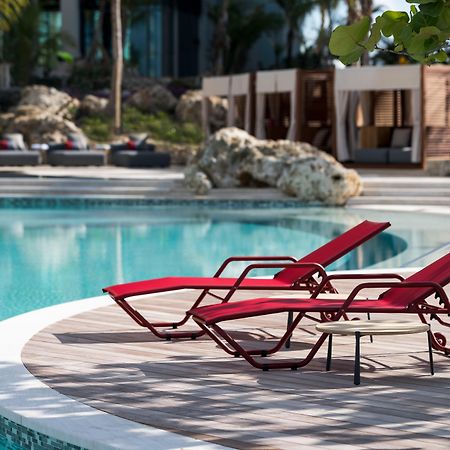 Kimpton Seafire Resort + Spa By Ihg West Bay Dış mekan fotoğraf
