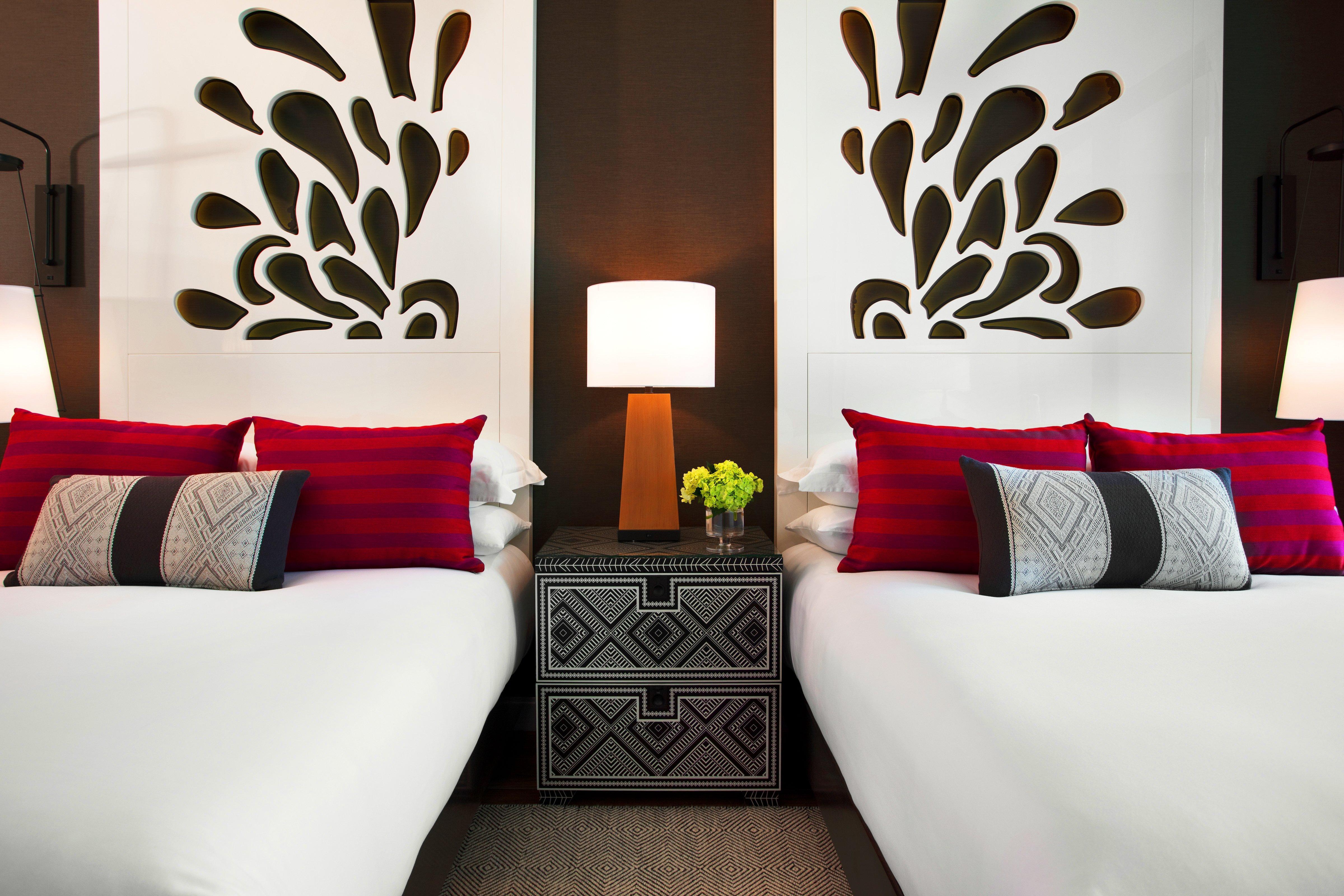 Kimpton Seafire Resort + Spa By Ihg West Bay Dış mekan fotoğraf