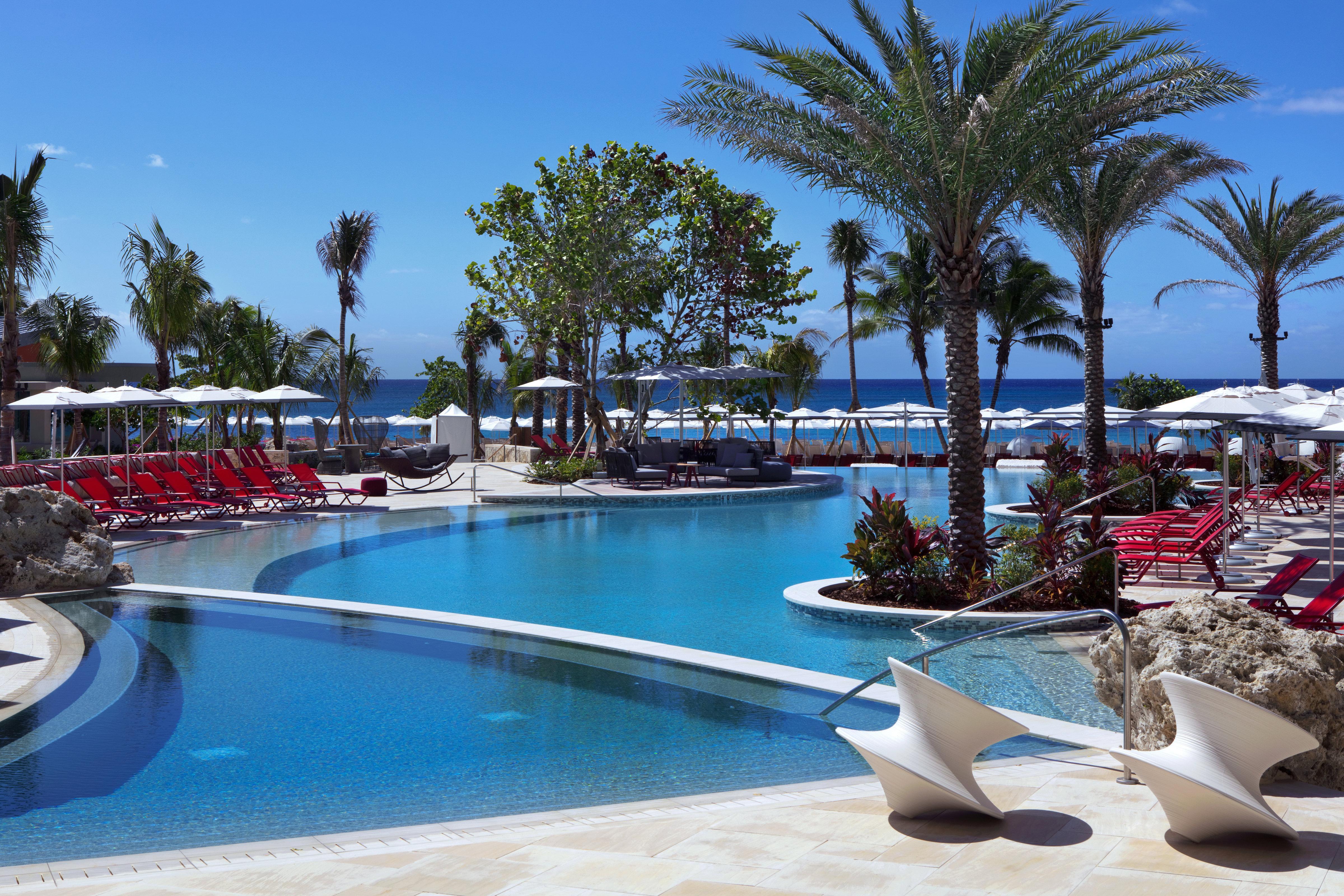 Kimpton Seafire Resort + Spa By Ihg West Bay Dış mekan fotoğraf