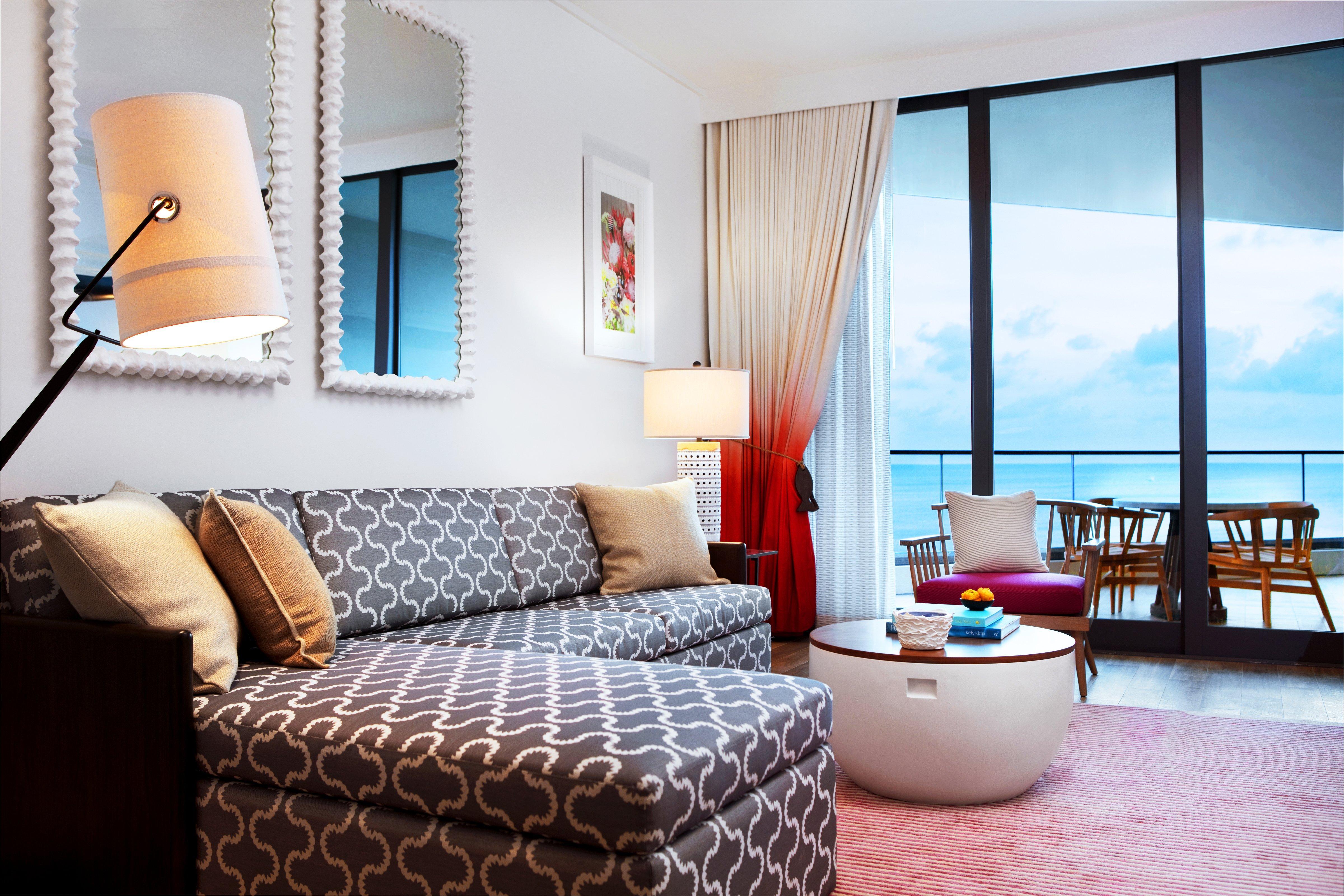 Kimpton Seafire Resort + Spa By Ihg West Bay Dış mekan fotoğraf