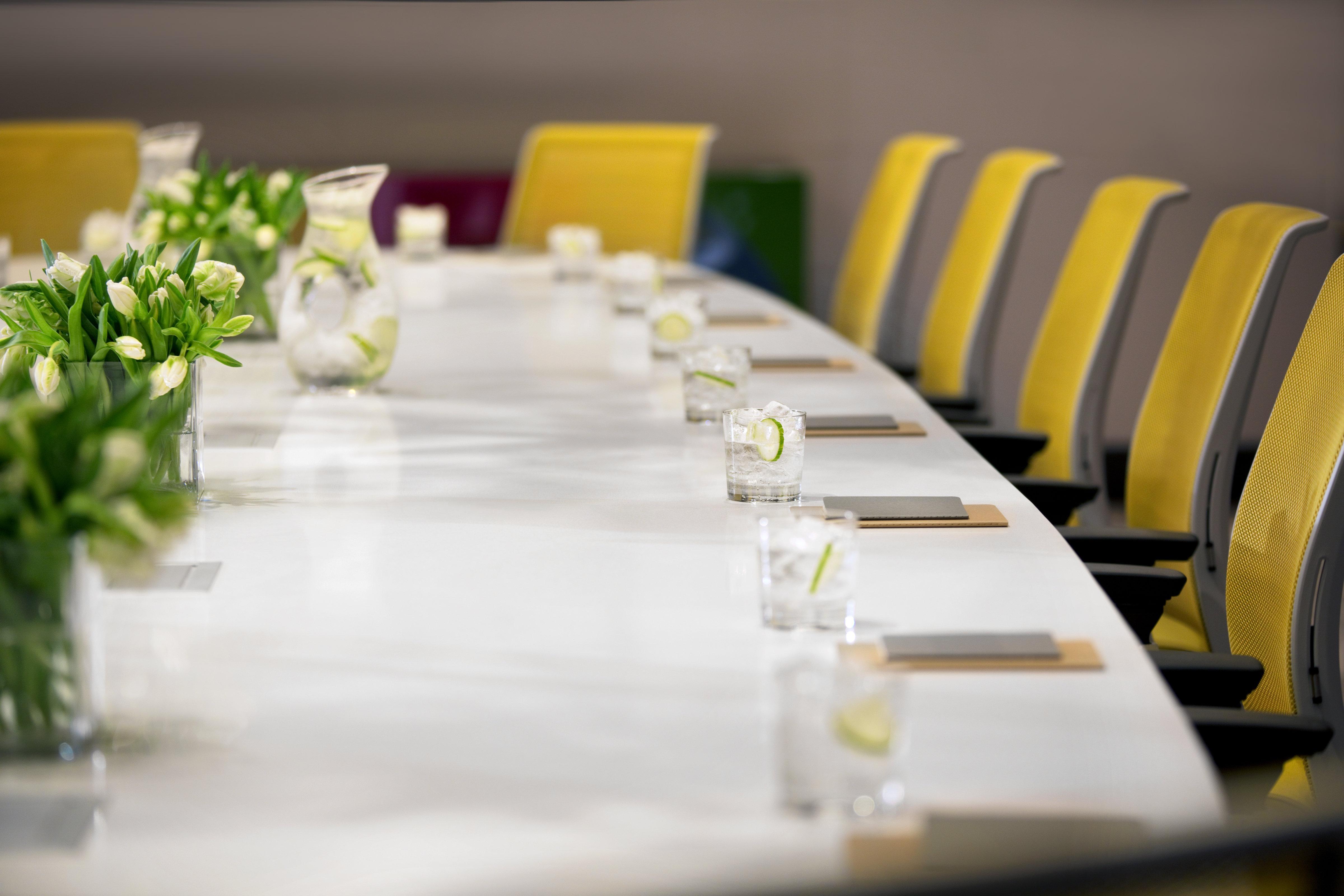 Kimpton Seafire Resort + Spa By Ihg West Bay Dış mekan fotoğraf
