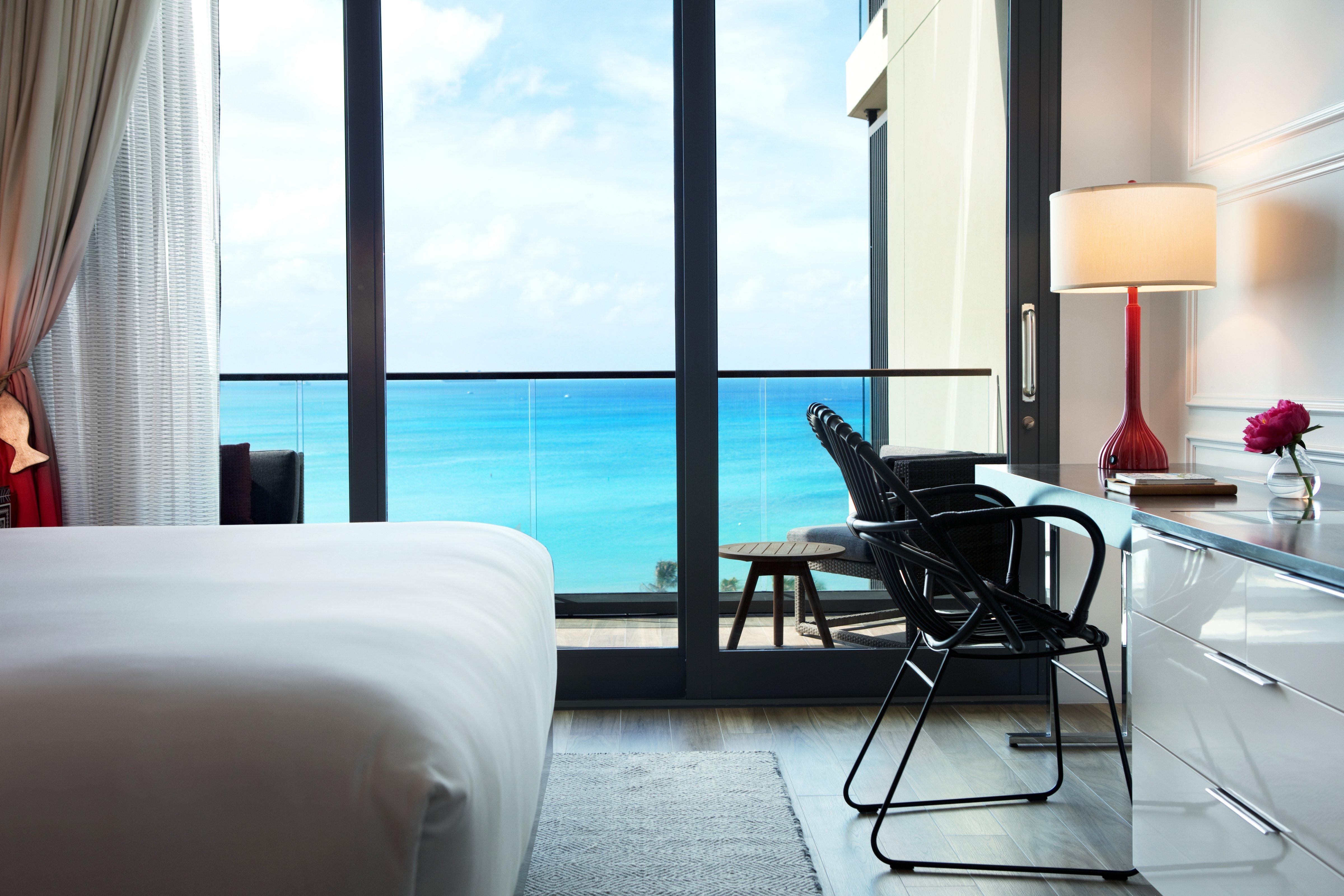 Kimpton Seafire Resort + Spa By Ihg West Bay Dış mekan fotoğraf