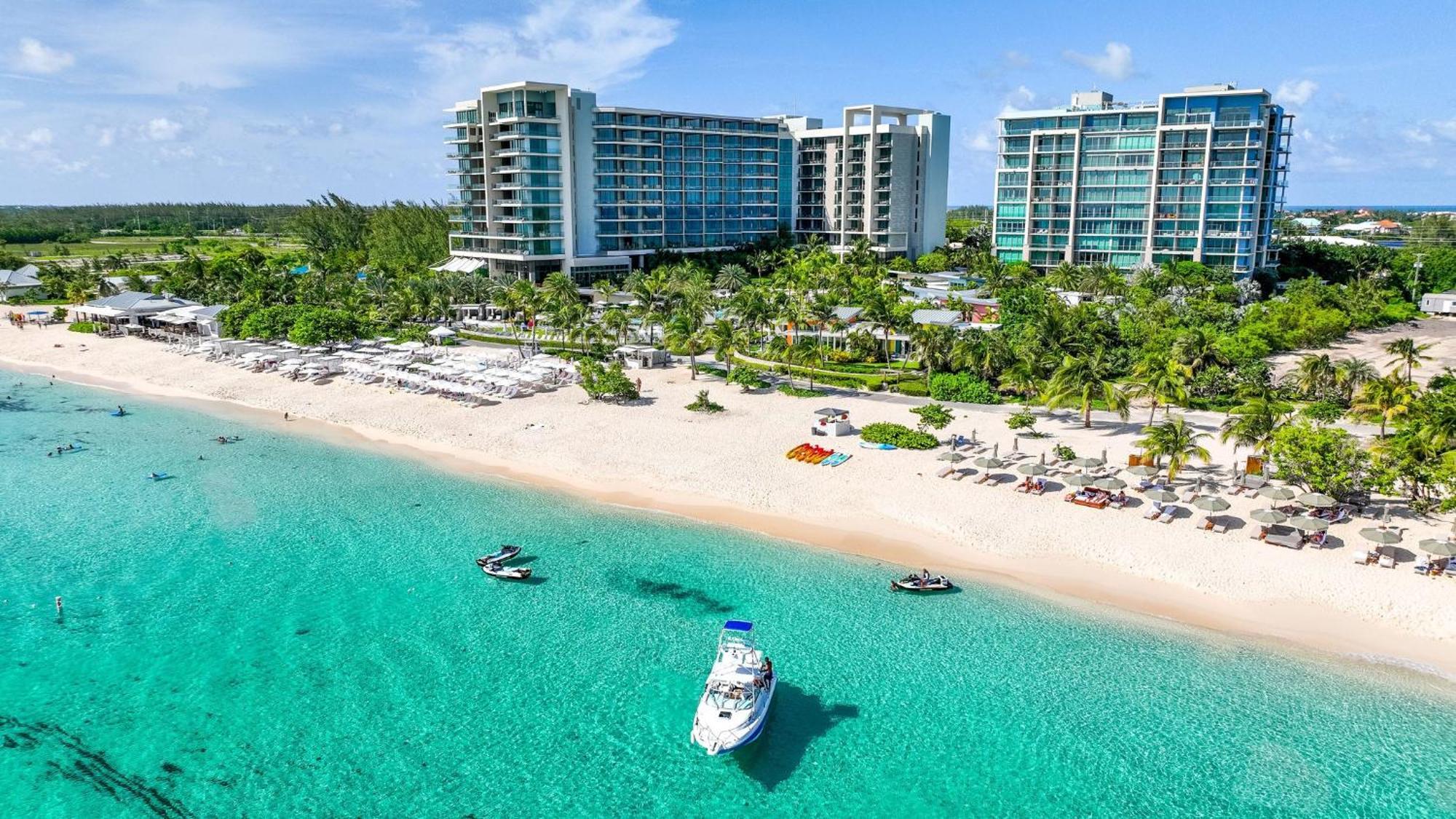 Kimpton Seafire Resort + Spa By Ihg West Bay Dış mekan fotoğraf